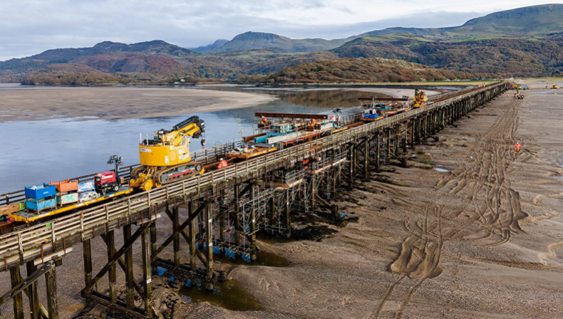 150-year-old bridge brought back to life with innovative bridge lift
