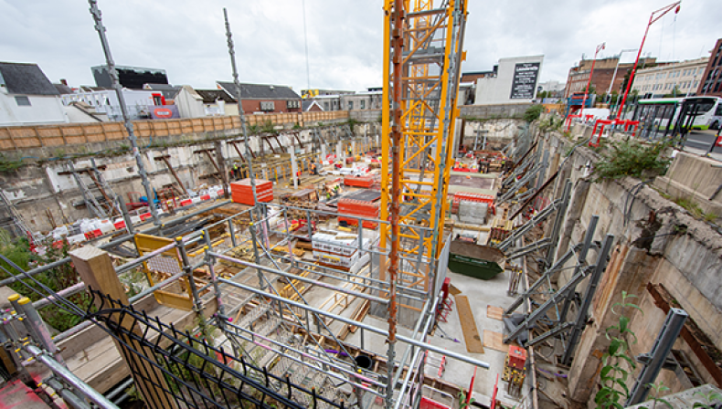 Bespoke basement propping installed to facilitate city centre development